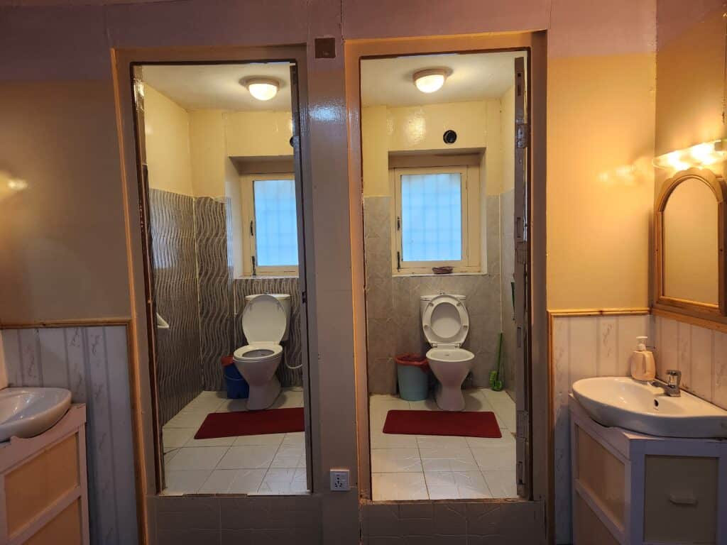 Common toilets